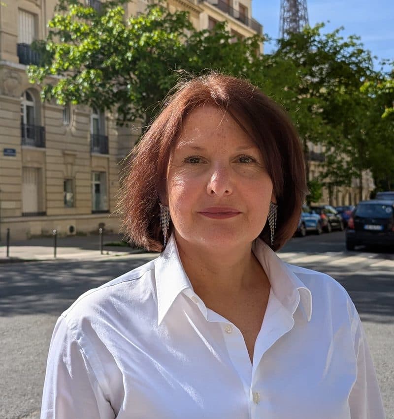 Marie Houlier, conseillère en immobilier spécialiste vente appartement Paris et Île-de-France, agente Leggett